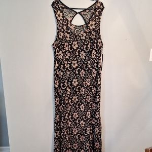 Sleeveless Black Floral Maxi Dress with Cutout Back